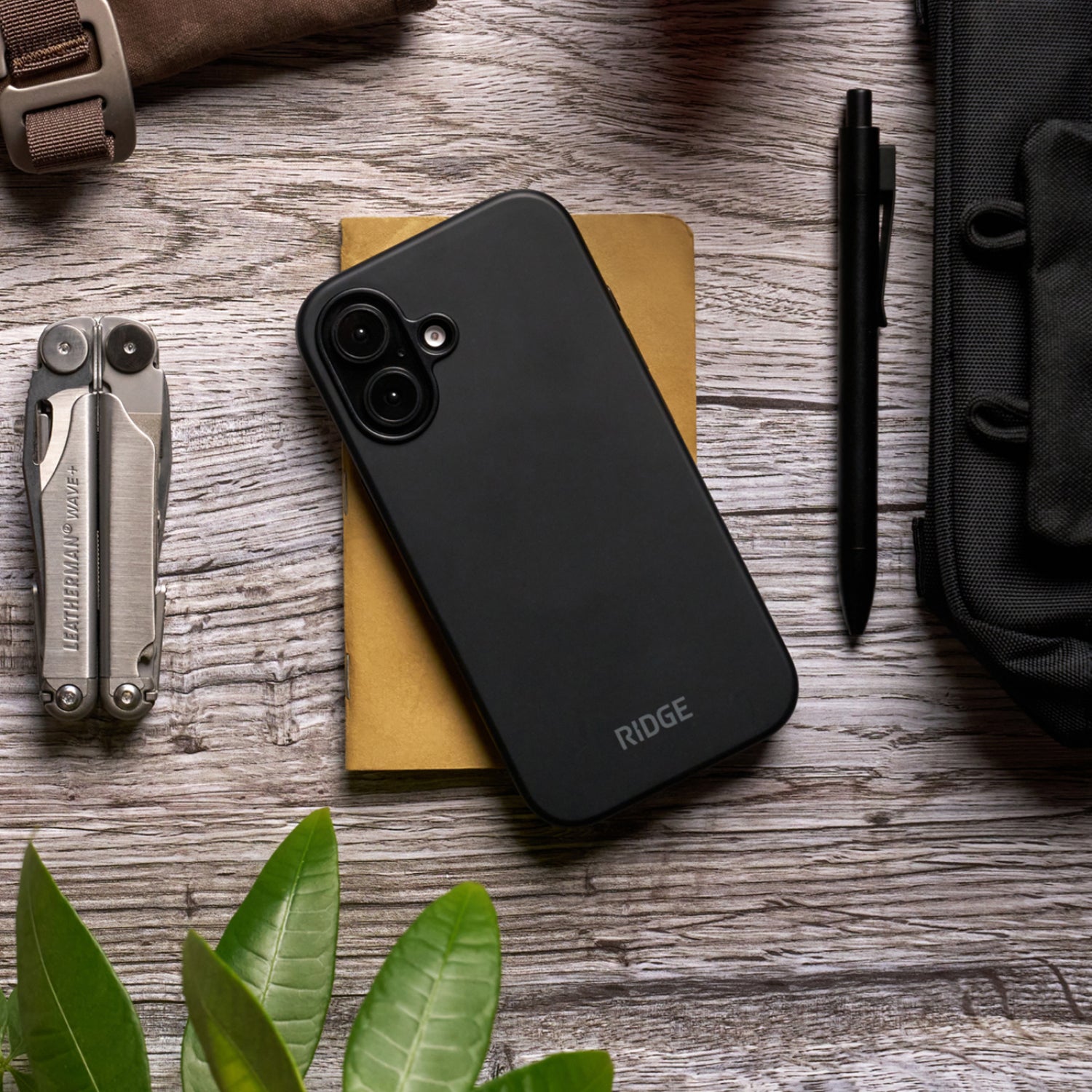 Everyday Phone Case - iPhone 16 - Matte Black